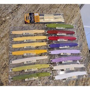 10 DMC Stitch Bow Floss Holders & 15 Skeins Embroidery Thread Lot